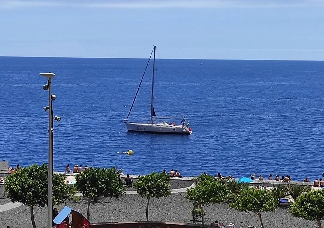 Primera Linea De Playa Con Vistas Al Mar Y Plaza De Garaje Radazul 0*,  Spain